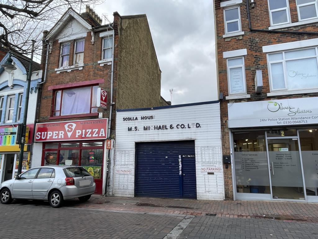 Lot: 67 - LARGE TWO-FLOOR WARESHOP/WAREHOUSE PREMISES (LIGHT INDUSTRIAL) IN TOWN CENTRE -